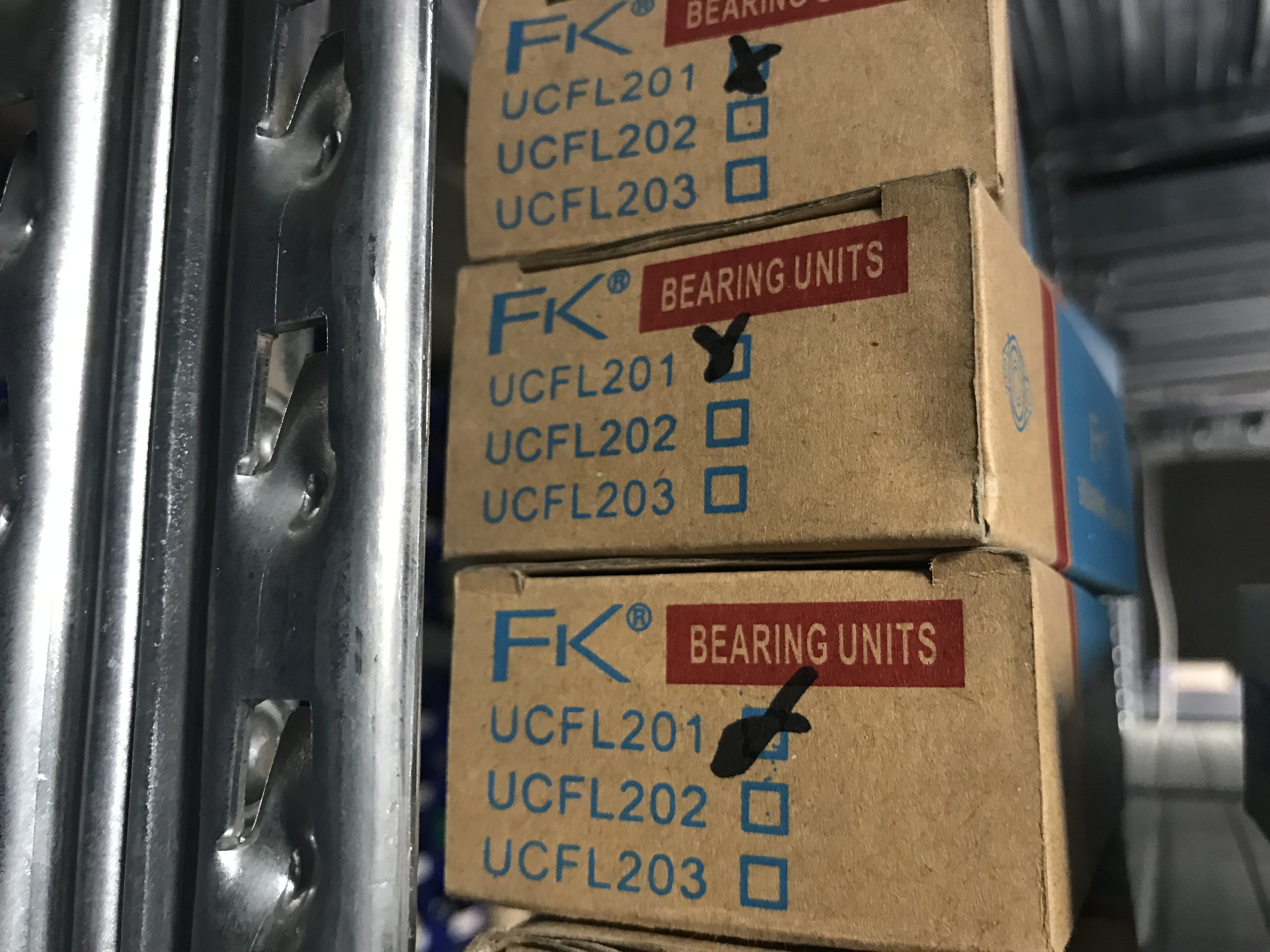 UCFL-201