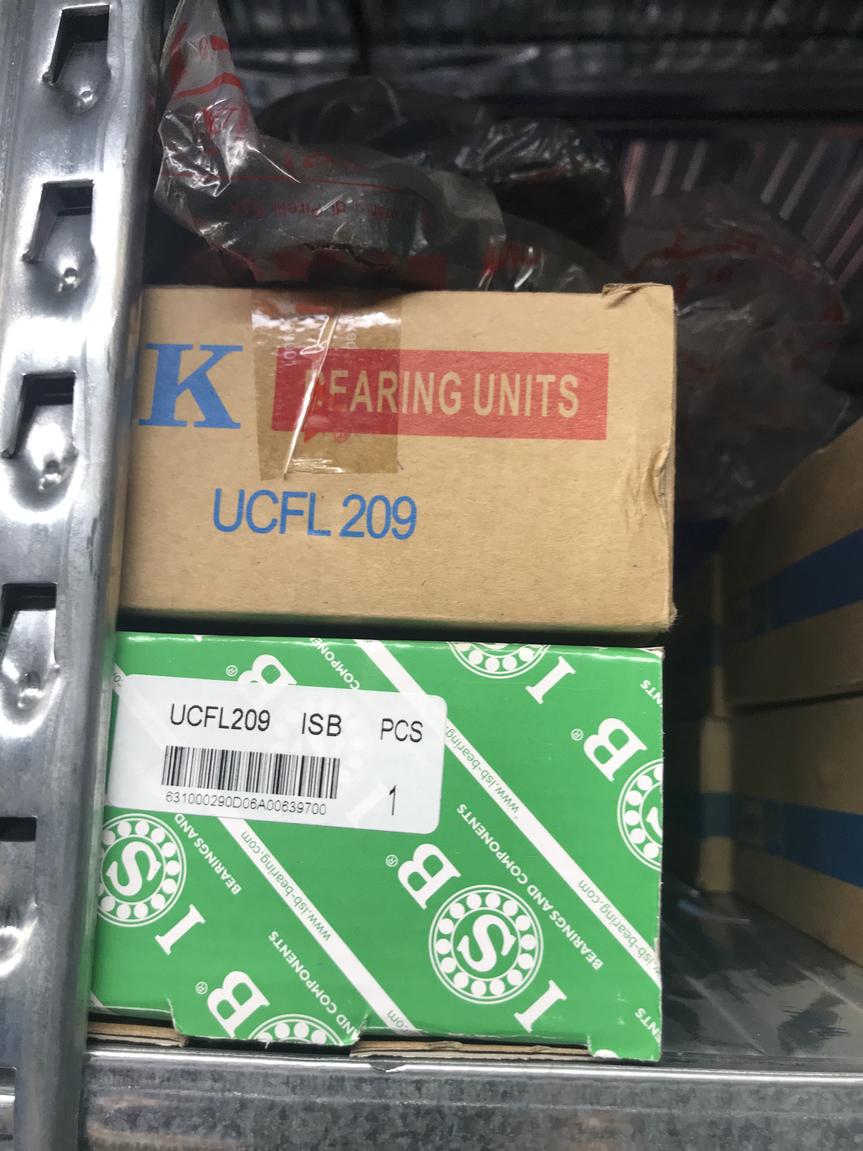 UCFL-209